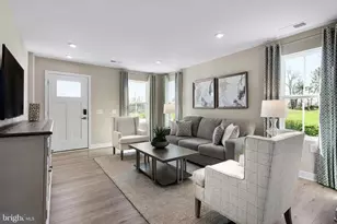 44121 Plowmans Ln, California, MD 20619 - Photo 4