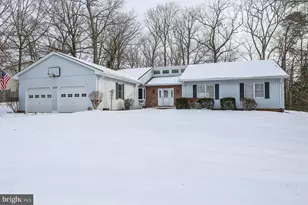 22916 Gunston Dr, Lexington Park, MD 20653 - Photo 2