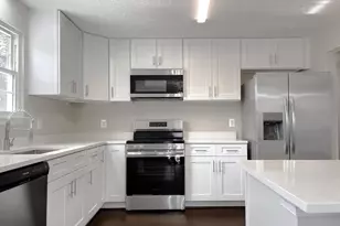 39800 Daniel Cir, Mechanicsville, MD 20659 - Photo 10