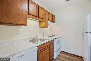 23240 Rosewood Ct, California, MD 20619 - Photo 14