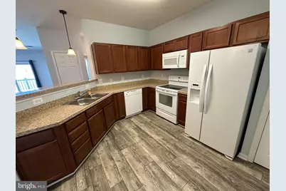 23520 F D R Boulevard #306, California, MD 20619 - Photo 12