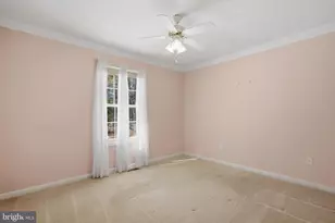 22397 Sandra Ln, California, MD 20619 - Photo 32