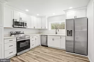19717 Oak Ct, Lexington Park, MD 20653 - Photo 8