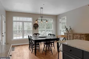 22884 Thornbury Dr, Hollywood, MD 20636 - Photo 4