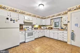 29910 Richard Cir, Mechanicsville, MD 20659 - Photo 8