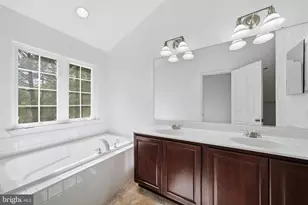 45425 Monterey Ln, California, MD 20619 - Photo 34