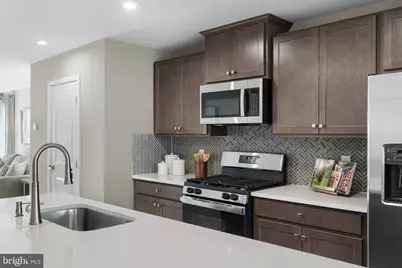 44133 Plowmans Lane #B, California, MD 20619 - Photo 8