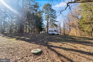 28055 Old Village Rd, Mechanicsville, MD 20659 - Photo 8