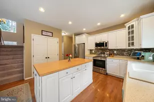 18747 Vernon Ct, Drayden, MD 20630 - Photo 16