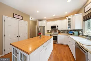 18747 Vernon Ct, Drayden, MD 20630 - Photo 12