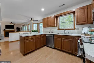 44222 Summer Sweet Way, California, MD 20619 - Photo 12