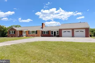23230 Colton Point Rd, Avenue, MD 20609 - Photo 2