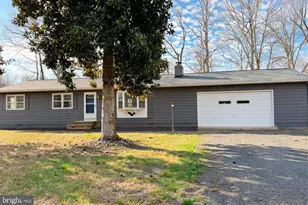 25131 Lindner Ln, Hollywood, MD 20636 - Photo 2