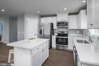 44112 Honeysuckle Lane #A110B, California, MD 20619 - Photo 8