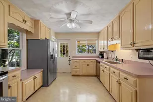 38085 Beach Rd, Coltons Point, MD 20626 - Photo 6