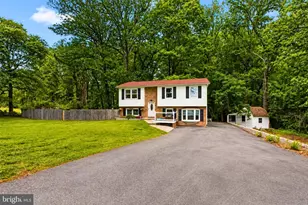 39510 Pocahontas Dr, Mechanicsville, MD 20659 - Photo 2