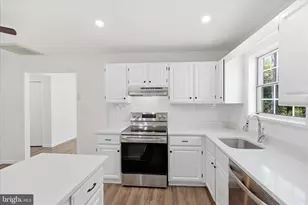 23232 Bent Tree Ln, California, MD 20619 - Photo 12