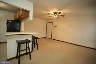 23239 Rosewood Ct, California, MD 20619 - Photo 4