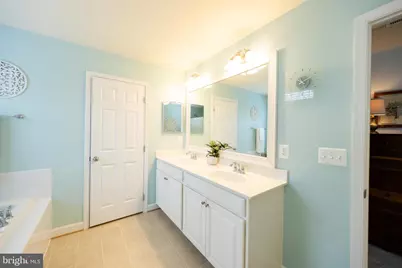 23711 Gambrel Oak Court, California, MD 20619 - Photo 38