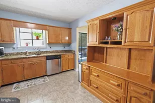23358 Black Oak Ct, California, MD 20619 - Photo 10