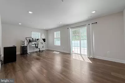 45484 Woodslea Way, California, MD 20619 - Photo 40