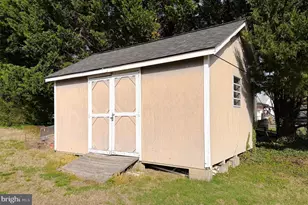 21225 Georges Ln, Avenue, MD 20609 - Photo 52