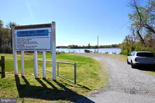 40070 Beach Dr, Mechanicsville, MD 20659 - Photo 4