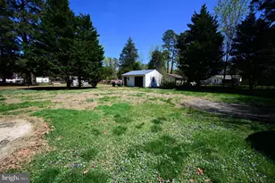 40070 Beach Dr, Mechanicsville, MD 20659 - Photo 8