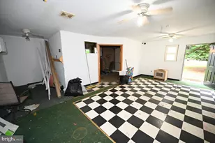 40070 Beach Dr, Mechanicsville, MD 20659 - Photo 16
