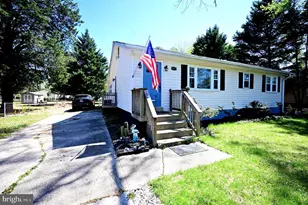 40070 Beach Dr, Mechanicsville, MD 20659 - Photo 6