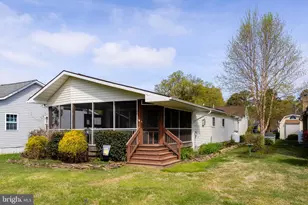 38338 Point Breeze Rd, Coltons Point, MD 20626 - Photo 4