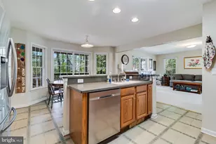 23223 Sassafras Ln, California, MD 20619 - Photo 36