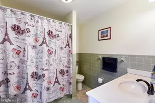 23690 W Patuxent Beach Rd, California, MD 20619 - Photo 32