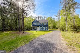 22030 Victorian Dr, California, MD 20619 - Photo 2