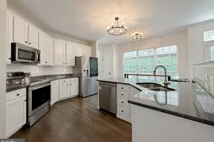 23333 Dianthus Way, California, MD 20619 - Photo 16
