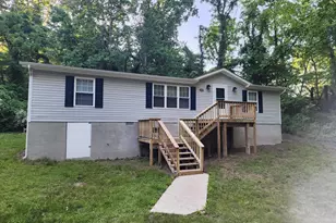 22848 Our Ladys Ln, California, MD 20619 - Photo 2