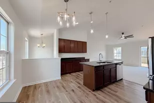 21096 Lizson Ct, California, MD 20619 - Photo 10