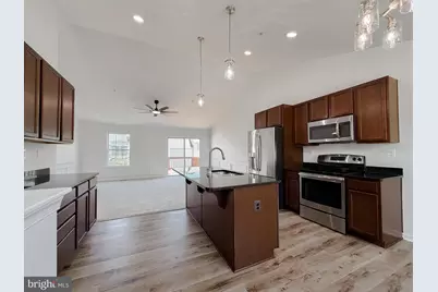 21096 Lizson Court, California, MD 20619 - Photo 10