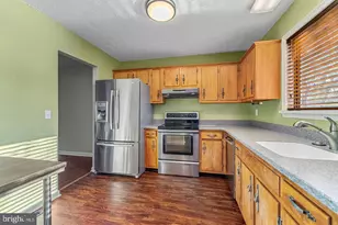 23348 Red Oak Ct, California, MD 20619 - Photo 4