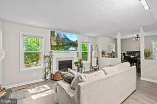 23340 Holly Hill Ln, California, MD 20619 - Photo 6
