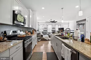 23862 Myrtle Glen Way, California, MD 20619 - Photo 14