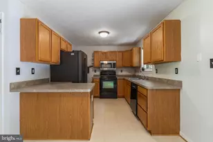 37362 E Spicer Dr, Mechanicsville, MD 20659 - Photo 10