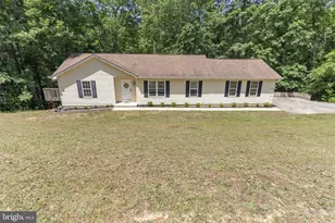 37362 E Spicer Dr, Mechanicsville, MD 20659 - Photo 2