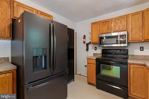 37362 E Spicer Dr, Mechanicsville, MD 20659 - Photo 12