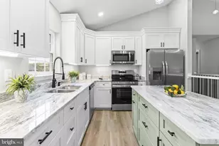 25826 S Sandgates Rd, Mechanicsville, MD 20659 - Photo 12