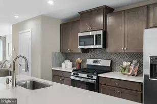 44411 Honeysuckle Ln, California, MD 20619 - Photo 8