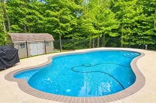 28136 Ben Oaks Dr, Mechanicsville, MD 20659 - Photo 2