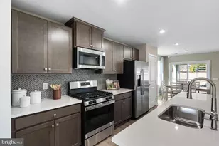 44141 Plowmans Ln, California, MD 20619 - Photo 10