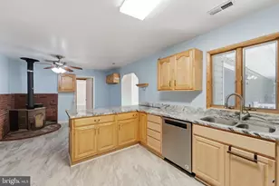 45385 Baringer Dr, California, MD 20619 - Photo 8
