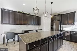 23685 Riverwood Way, California, MD 20619 - Photo 12